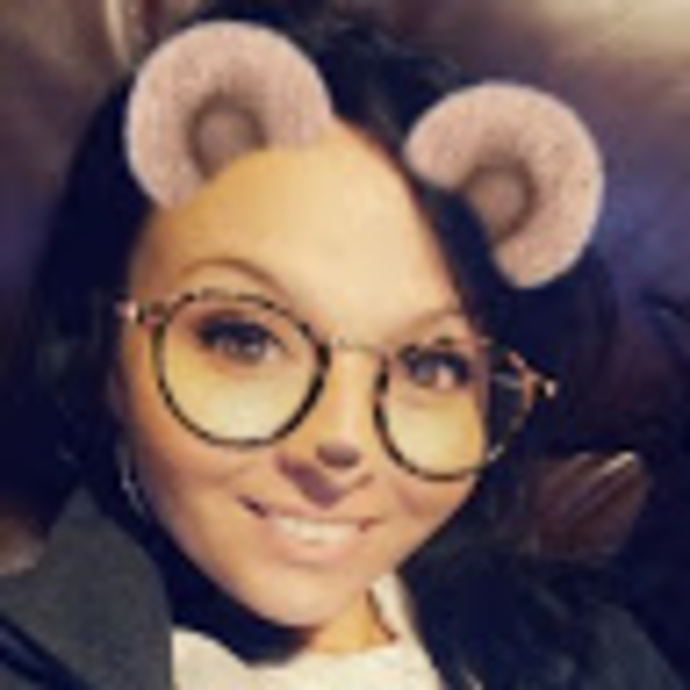 Meet your Posher, Monica